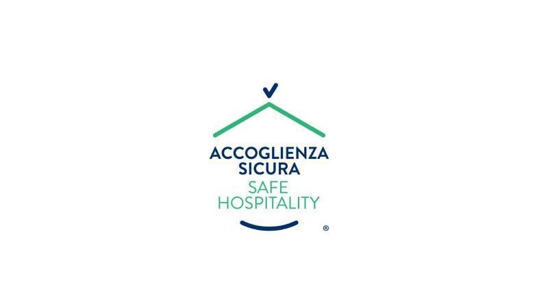Maximilian Suites Триест Экстерьер фото