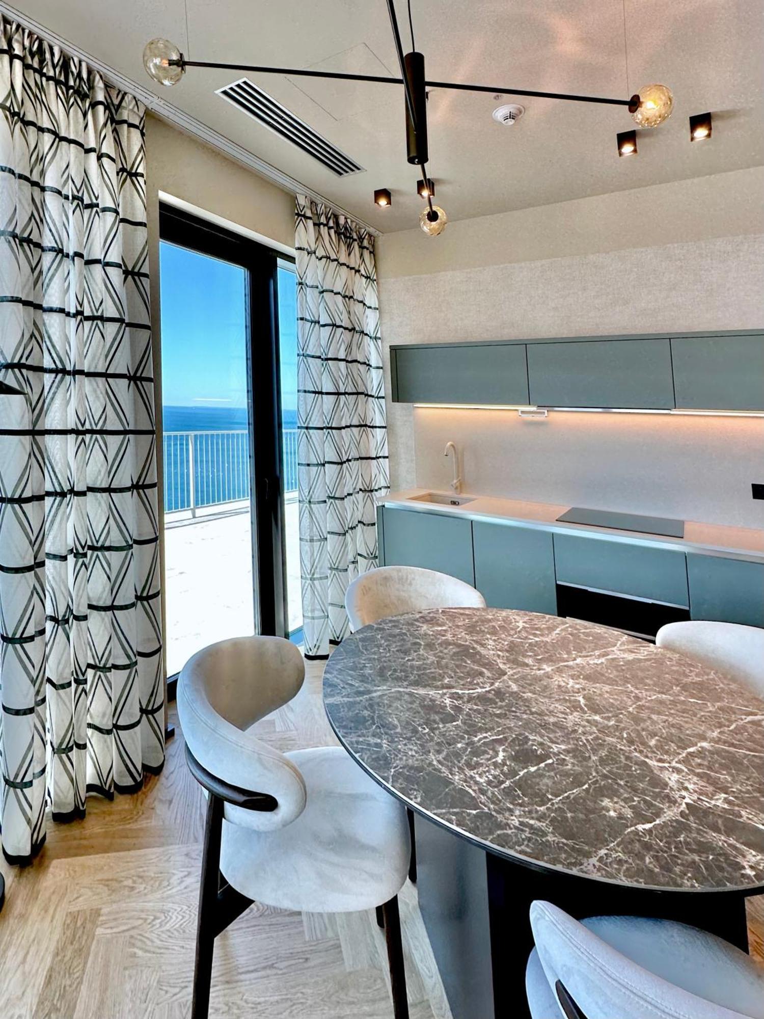 Maximilian Suites Триест Экстерьер фото