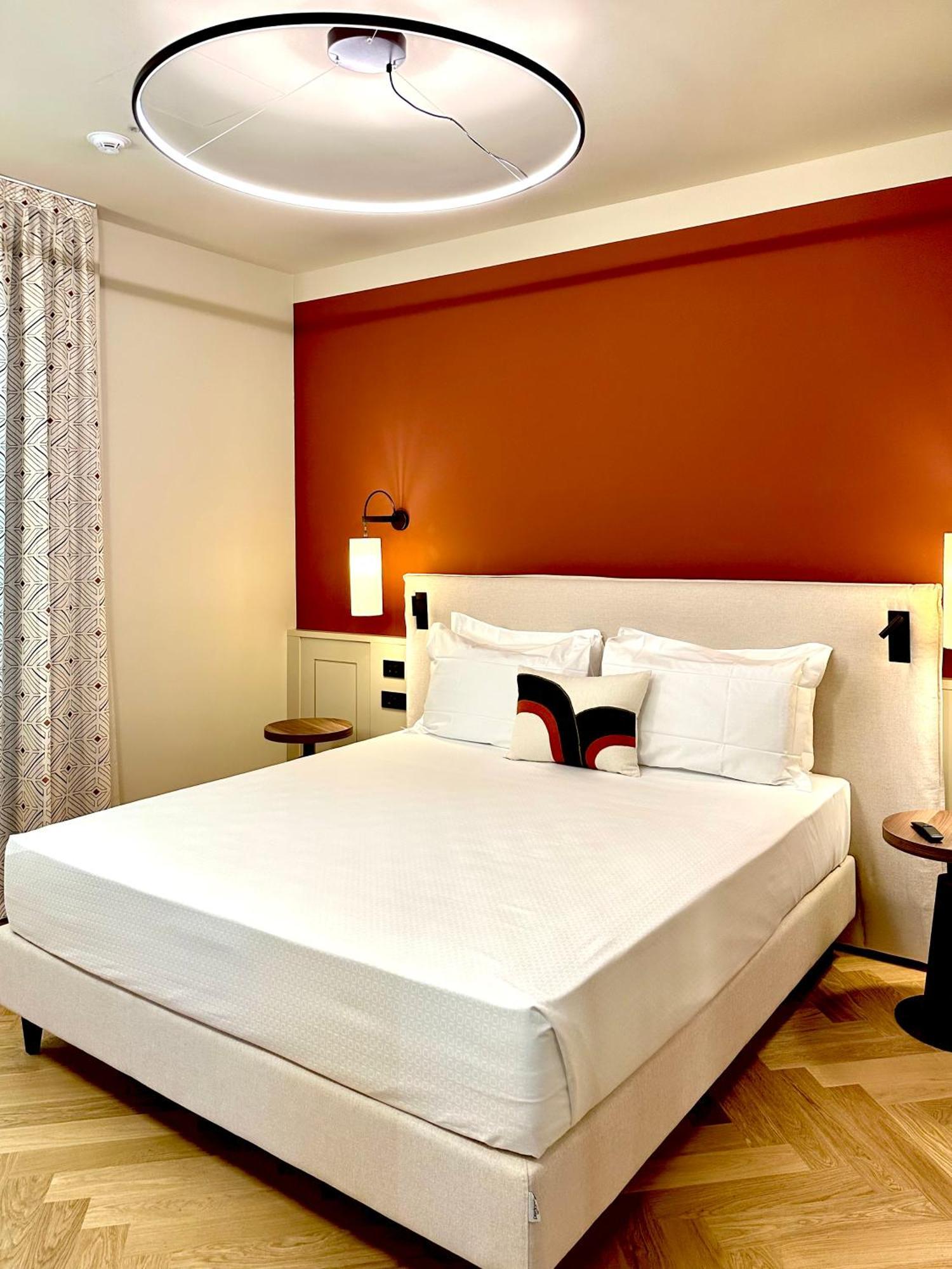 Maximilian Suites Триест Экстерьер фото