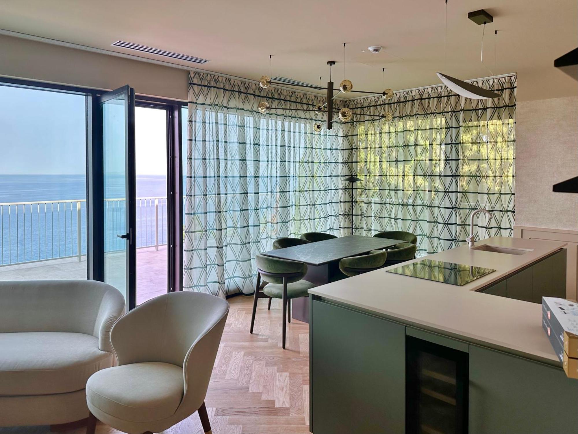 Maximilian Suites Триест Экстерьер фото